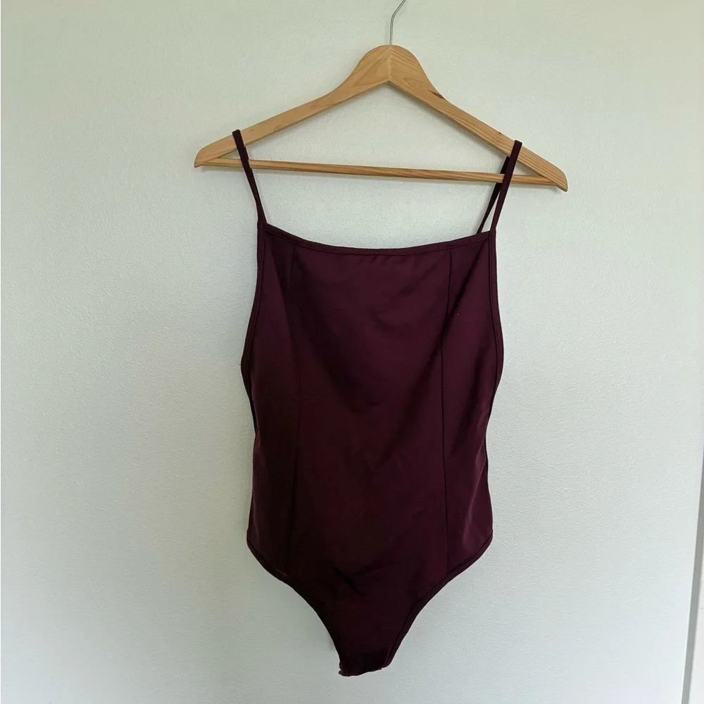 FREE PEOPLE LILA square neck body suit!
